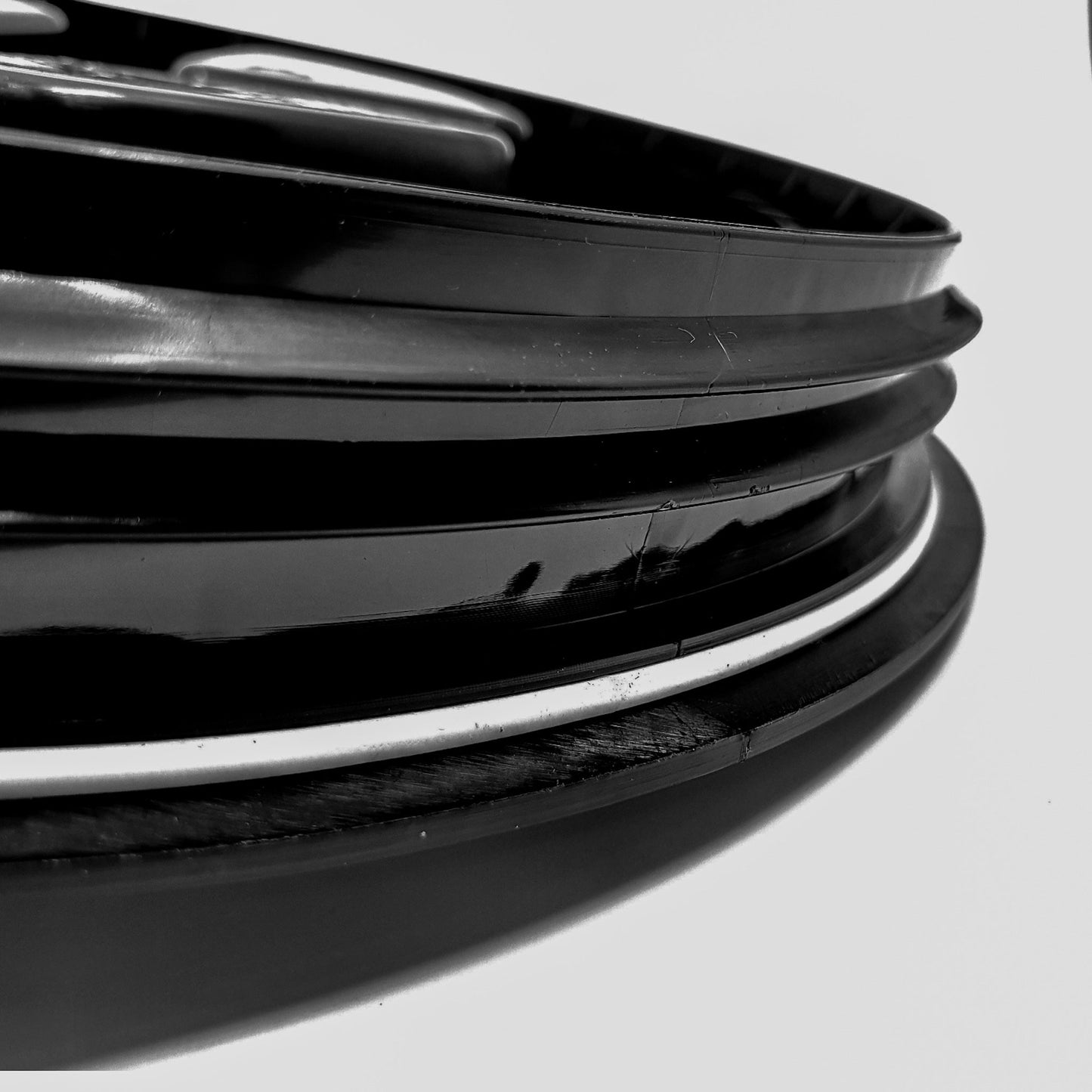 Refract Premium Car Care Products REFRACT Wash Bucket with Screw Lid & HD Grit Guard $69.95